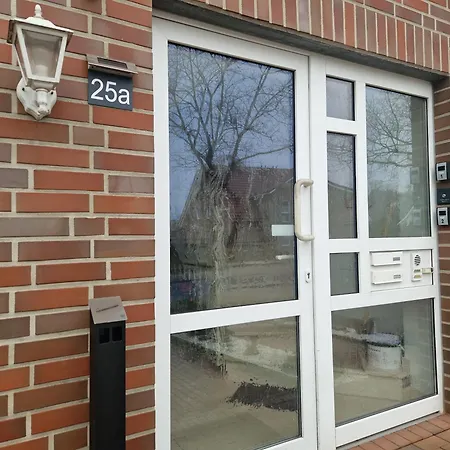 홈스테이 Einzelzimmer In Ruhiger Lage --- Check-in Mit Schluesselkasten