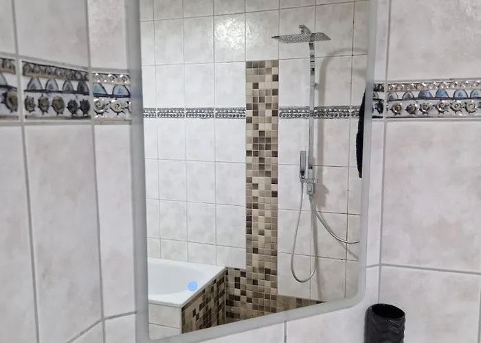 Einzelzimmer In Ruhiger Lage --- Check-in Mit Schluesselkasten *