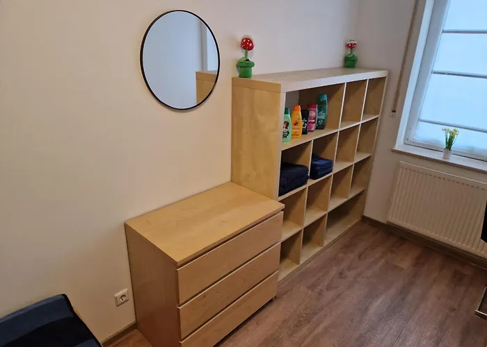 Privatunterkunft Einzelzimmer In Ruhiger Lage --- Check-in Mit Schlüsselkasten *